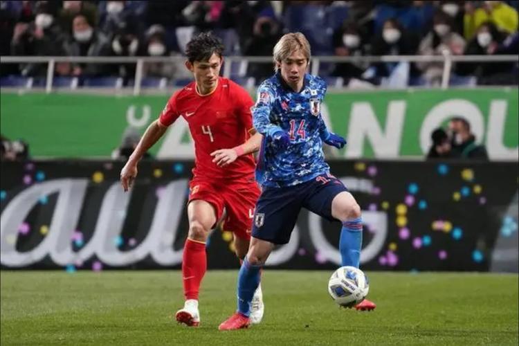 探秘日本足球队17号，从青涩到辉煌的足球之旅