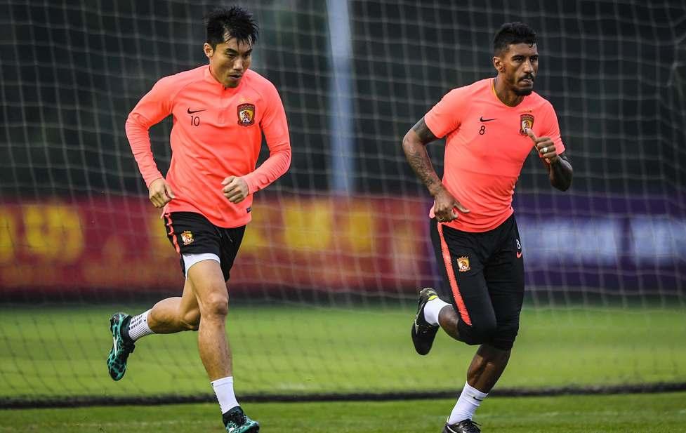 广州恒大足球主教练，卡纳瓦罗的挑战与辉煌