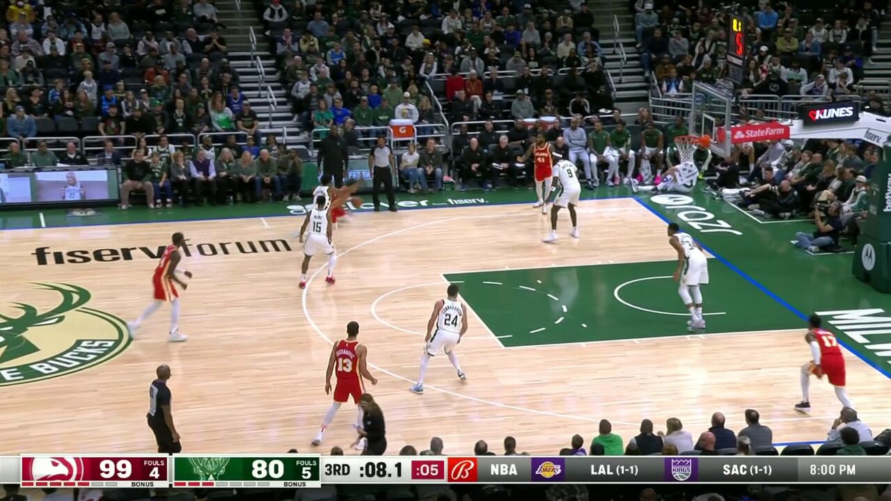 雄鹿力克老鹰，NBA常规赛精彩对决回顾