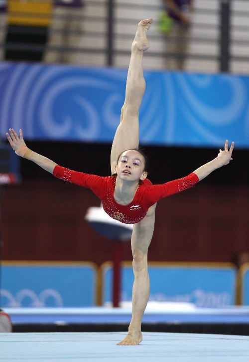 男子体操全能金牌争议，技术、裁判与情感的交织