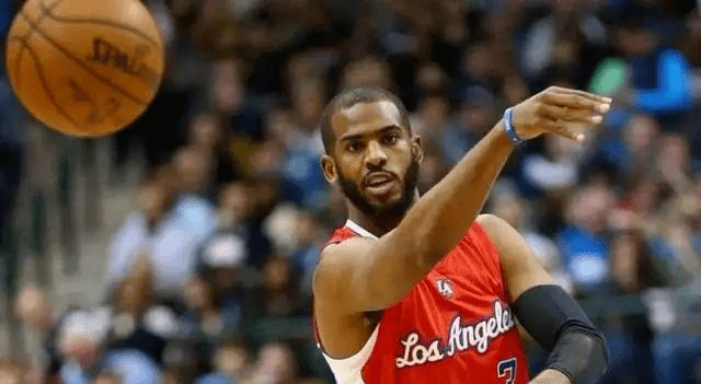 篮球中控卫的角色与职责，球场上的指挥官