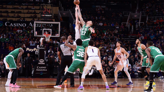 凯尔特人VS太阳，东西部豪强的实力碰撞