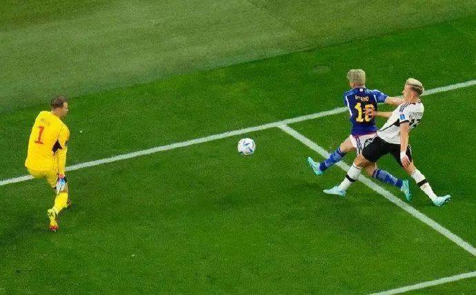 足球场上的奇迹，梅开二度的非凡意义