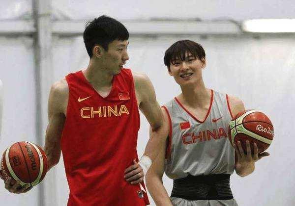 王哲林与灰熊的未了缘，梦想与现实的抉择