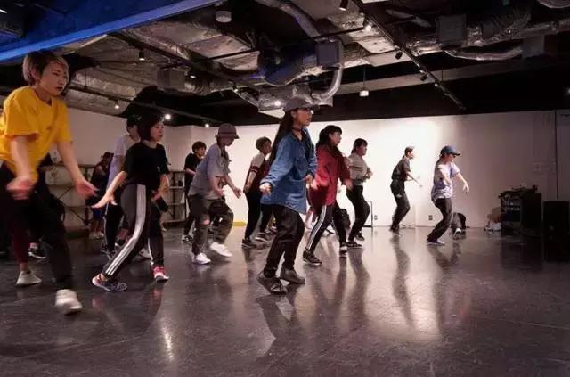 爵士舞基本功，解锁动脖子的魅力