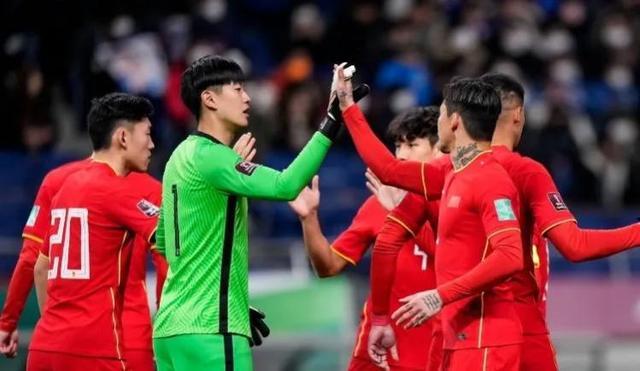 中国足球的遗憾与希望，多少年未进世界杯的沉思