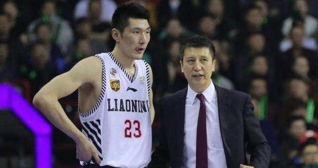 范子铭，全能中锋的篮球之旅