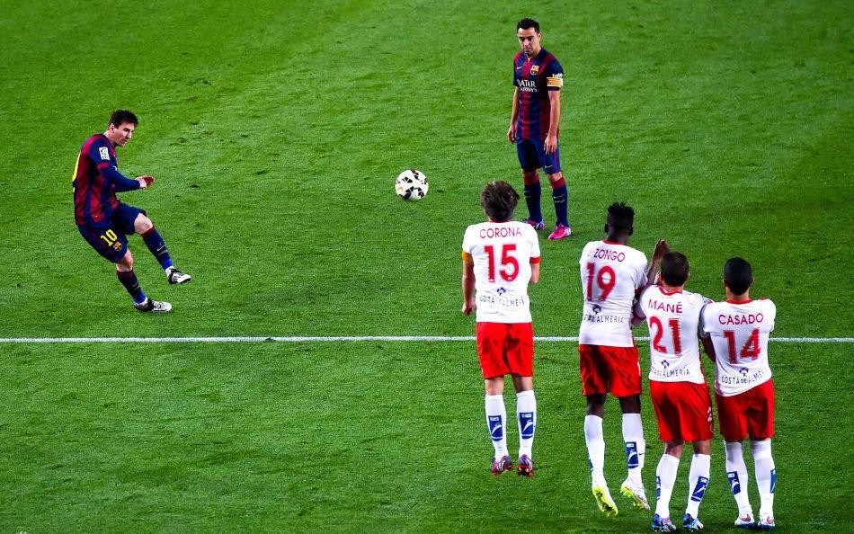 足球规则解析，禁区内任意球的那些情况