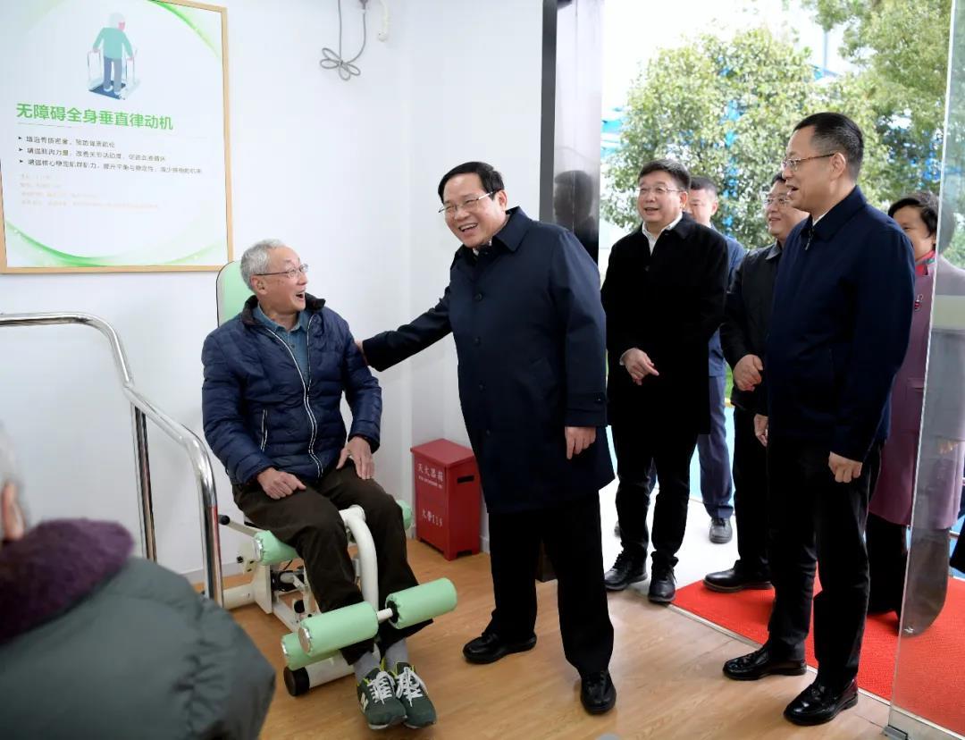 体育运动，塑造健康体魄与坚韧心灵的钥匙