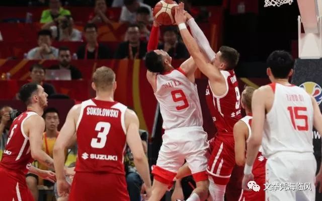 铁血精神，篮下绽放——记首钢篮球队员的荣耀与挑战