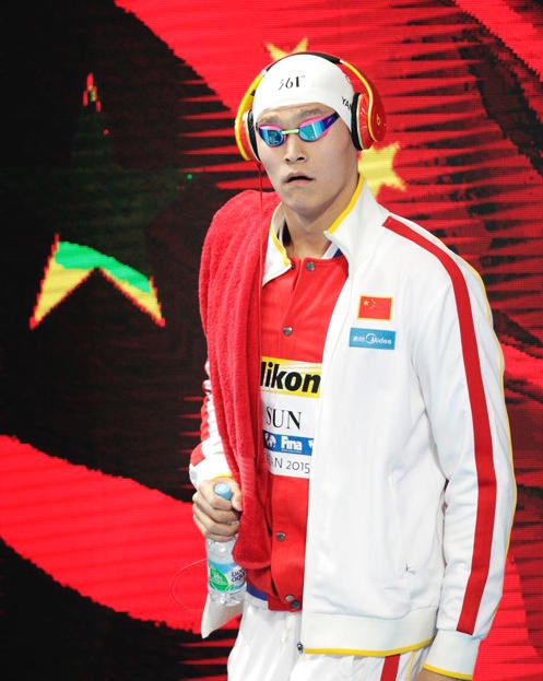 泳坛之星，我国游泳运动员冠军的辉煌与挑战