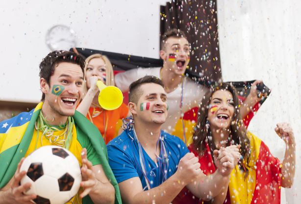 今晚的足球盛宴，世界杯球赛的激情与期待