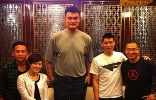 林书豪父母国籍之谜，从台湾到美国的篮球传奇