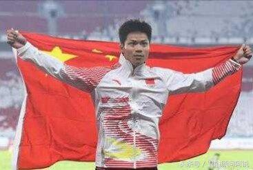 雅典奥运会单杠最终排名，中国选手李小鹏的辉煌时刻