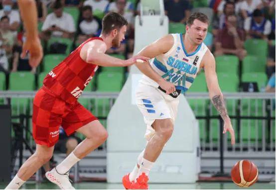 东契奇，独行侠队的核心力量与未来希望