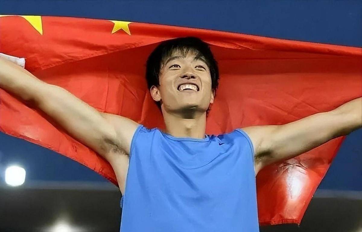 跨越终章，刘翔退役前最后一场比赛的辉煌与告别