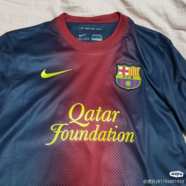 真假难辨？教你如何鉴别巴萨球衣真伪