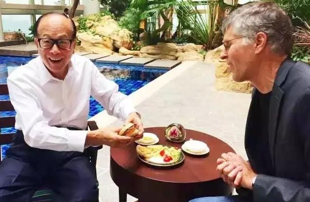 比尔·盖茨的薪资，科技巨擘的财富与责任