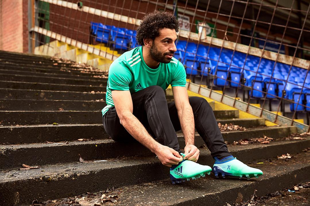 梅西脚下的秘密，揭秘其足球鞋的奢华与价值