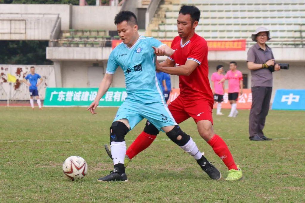 足球盛宴，揭秘进8个以上的非凡时刻