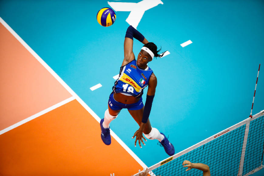 男子十米跳台单人历届奥运冠军，跃动水面的传奇篇章