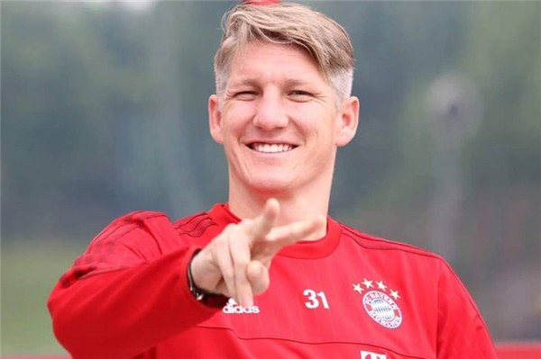 足球场上的小猪，尼古拉斯·施泰根的传奇之旅