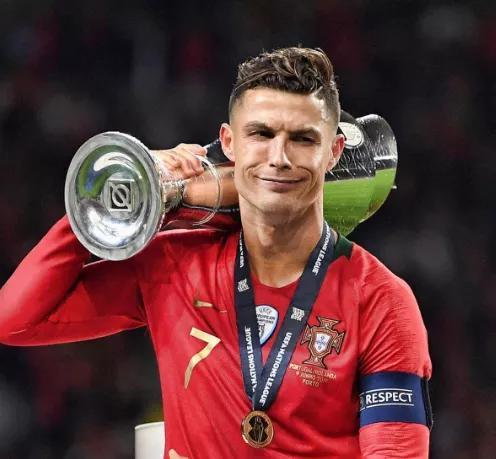 加纳足球队，星光璀璨的黑星军团