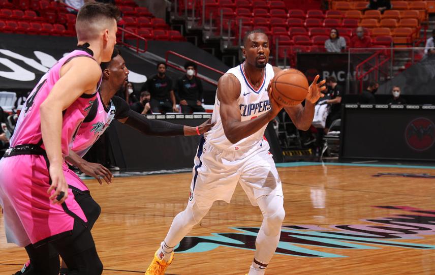 库里之光，NBA勇士VS开拓者的经典对决