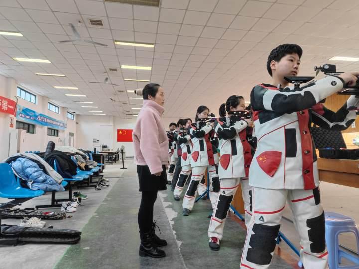 奥运射击冠军杨倩，来自宁波的荣耀之光