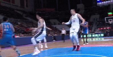 辽宁本钢郭艾伦年薪揭秘，篮球巨星的薪酬与价值