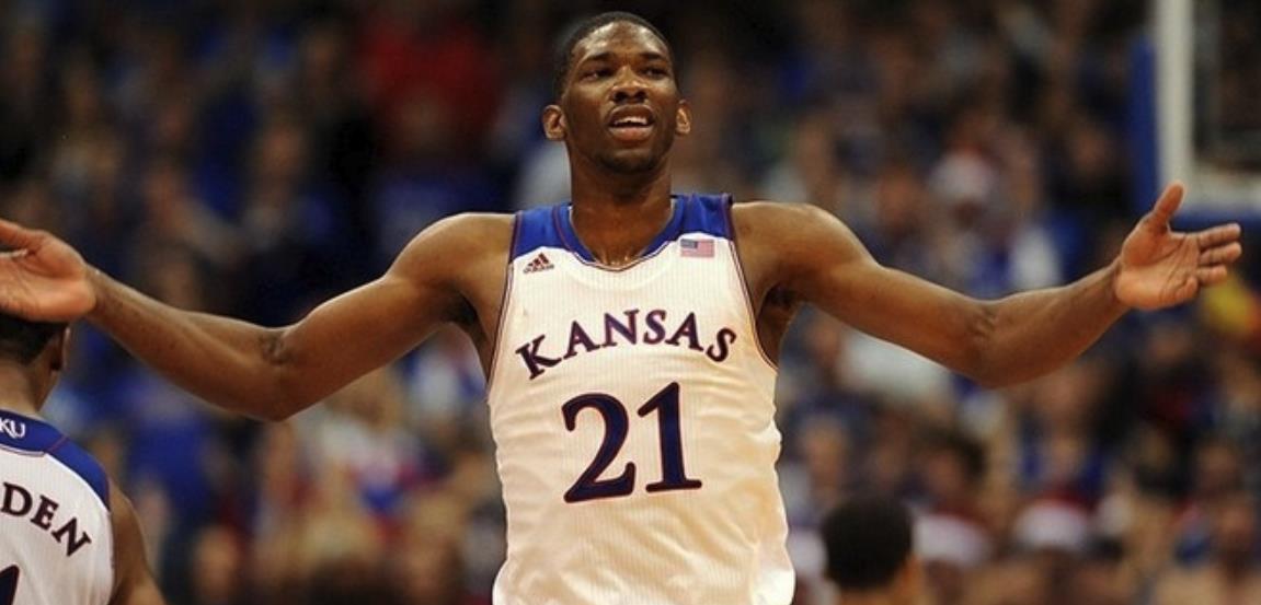 恩比德，从篮球场到传奇的跨越