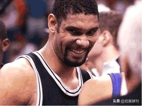 邓肯的微笑，为何笑吃技犯成为篮球场上的经典瞬间