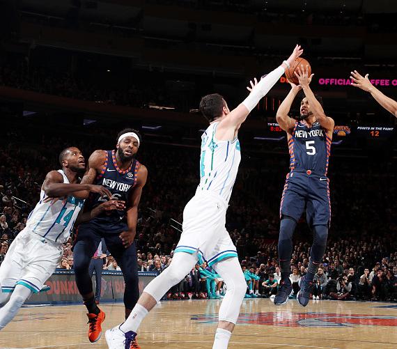 尼克斯vs黄蜂，一场攻防大战的预测分析