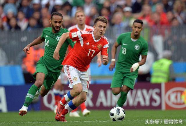 乌拉圭与俄罗斯足球队员，风格、传统与现代足球的碰撞