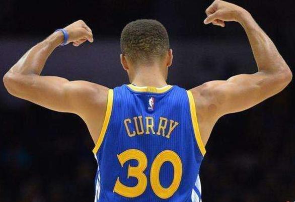 库里，五项数据霸榜，勇士队的核心引擎