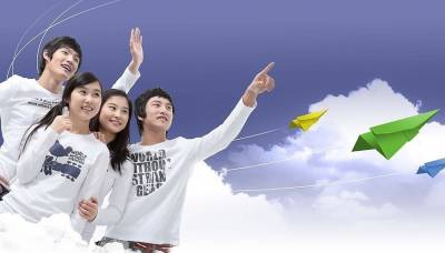 飞翔篮球梦，续写青春的激情与梦想