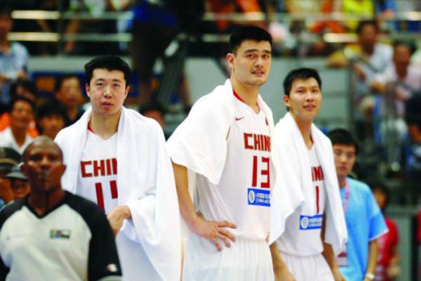 篮球传奇再启航，王治郅新任中国篮球学院院长，续写辉煌篇章