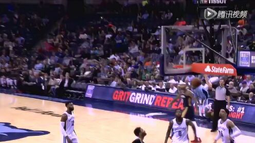 鹈鹕vs灰熊，第一节的激情碰撞