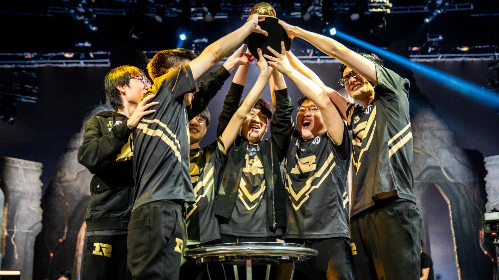 电竞之路，一个月的投入与回报