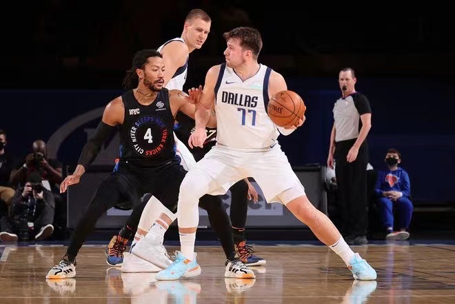 快船与独行侠的抢7大战，洛杉矶的荣耀之战