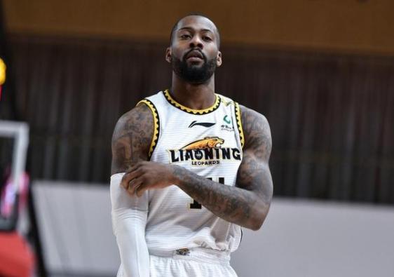 威姆斯为何选择留在CBA而非重返NBA，一场关于篮球智慧与职业规划的深度剖析