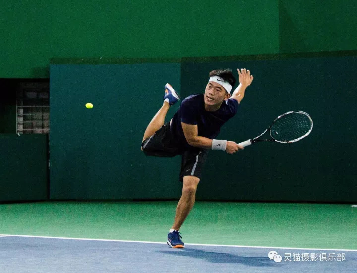 十佳球之魅，于嘉解说的艺术与激情