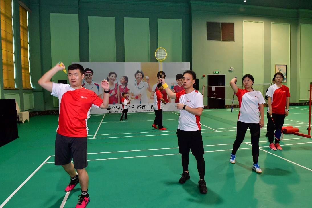 羽毛球发球技巧，从基础到进阶的全面指南