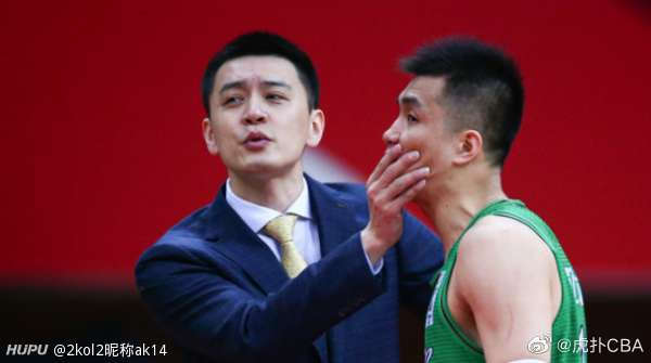 郭艾伦与杨鸣，球场内外的不解之缘