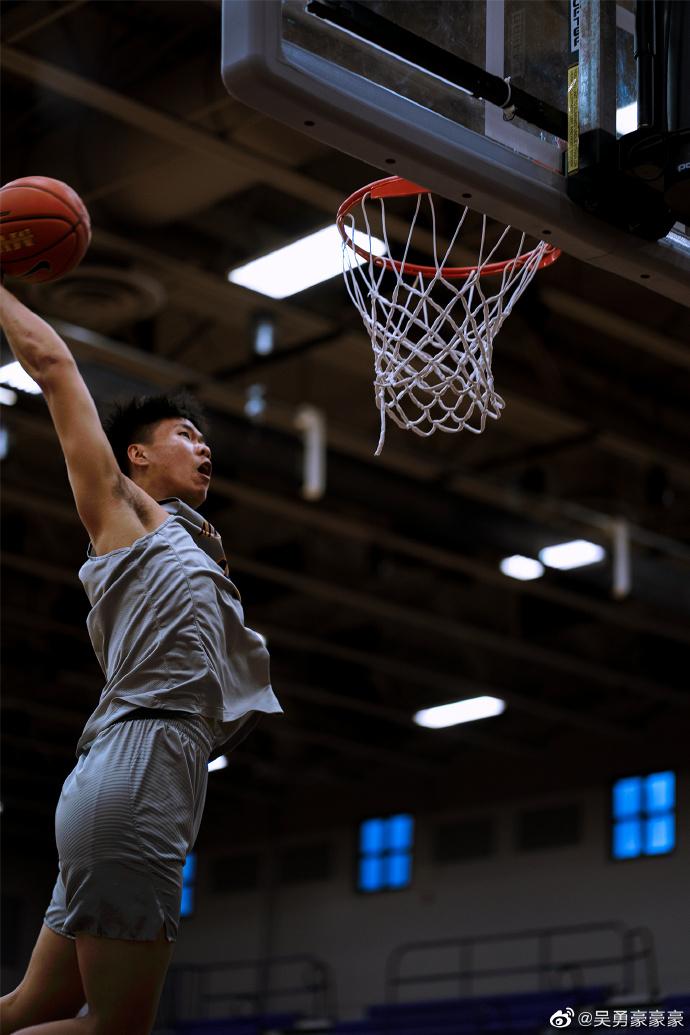 中国篮球的崛起之路，从为什么不行到未来可期