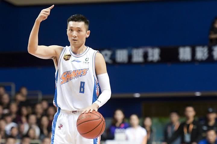 CBA历届冠亚军，见证中国篮球的辉煌与成长