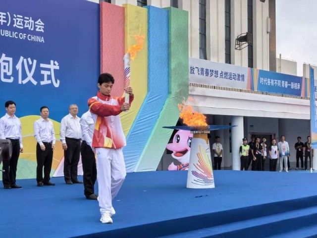 冬奥会火炬，光与梦想的传递