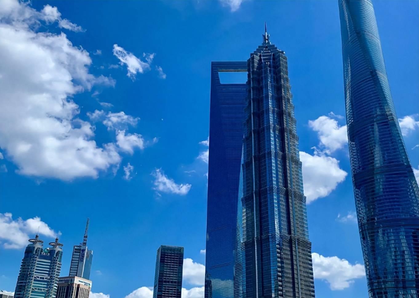 奥运冠军应否获得巨额奖金，体育精神与经济激励的平衡探讨