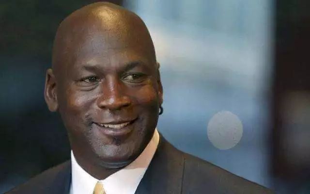 迈克·乔丹的体重，从篮球巨星的体重管理谈起