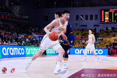 浙江广厦篮球俱乐部，新赛季蓄势待发，再启辉煌征程